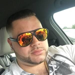 Meet your Posher, Ernest